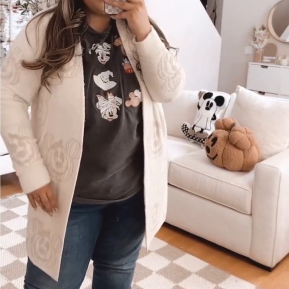 Pumpkin Mickey Cardigan - Picture 3 of 4